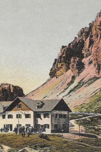 Historic image of the Drei Zinnen Hut